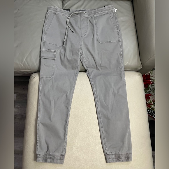 NWT - Joe's Jeans Men's Cargo Pocket Drawstring Joggers - Size XL - Picture 4 of 10